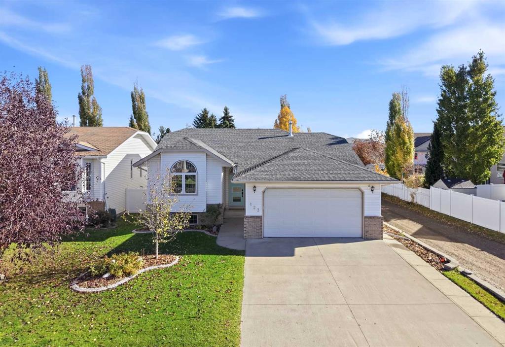 Picture of 123 Robinson Crescent , Red Deer Real Estate Listing