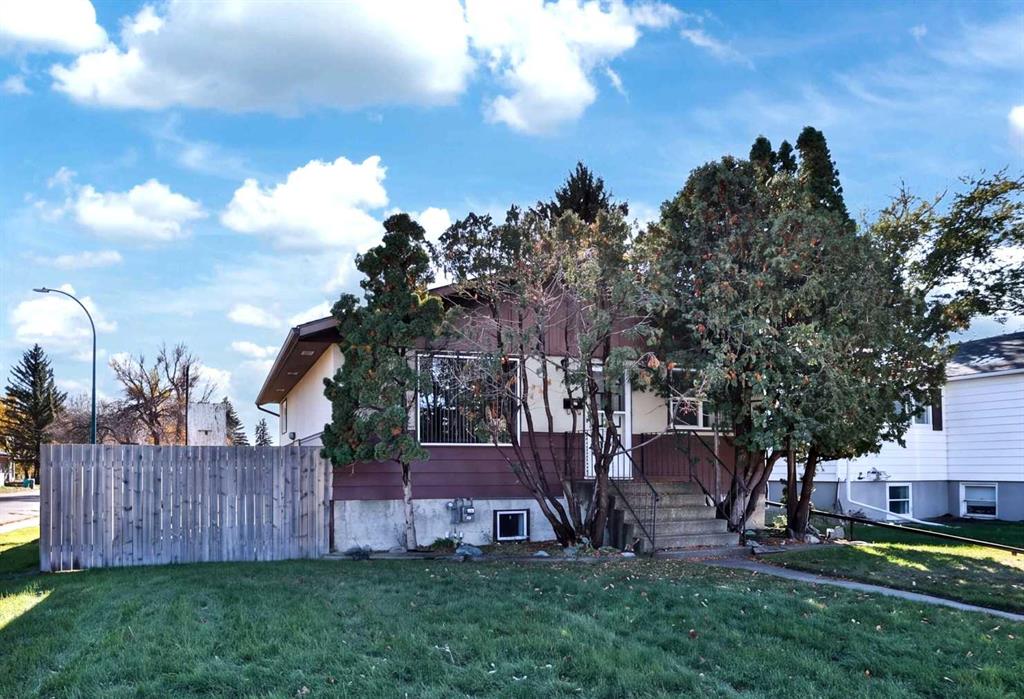 Picture of 1256 10 Avenue N, Lethbridge Real Estate Listing