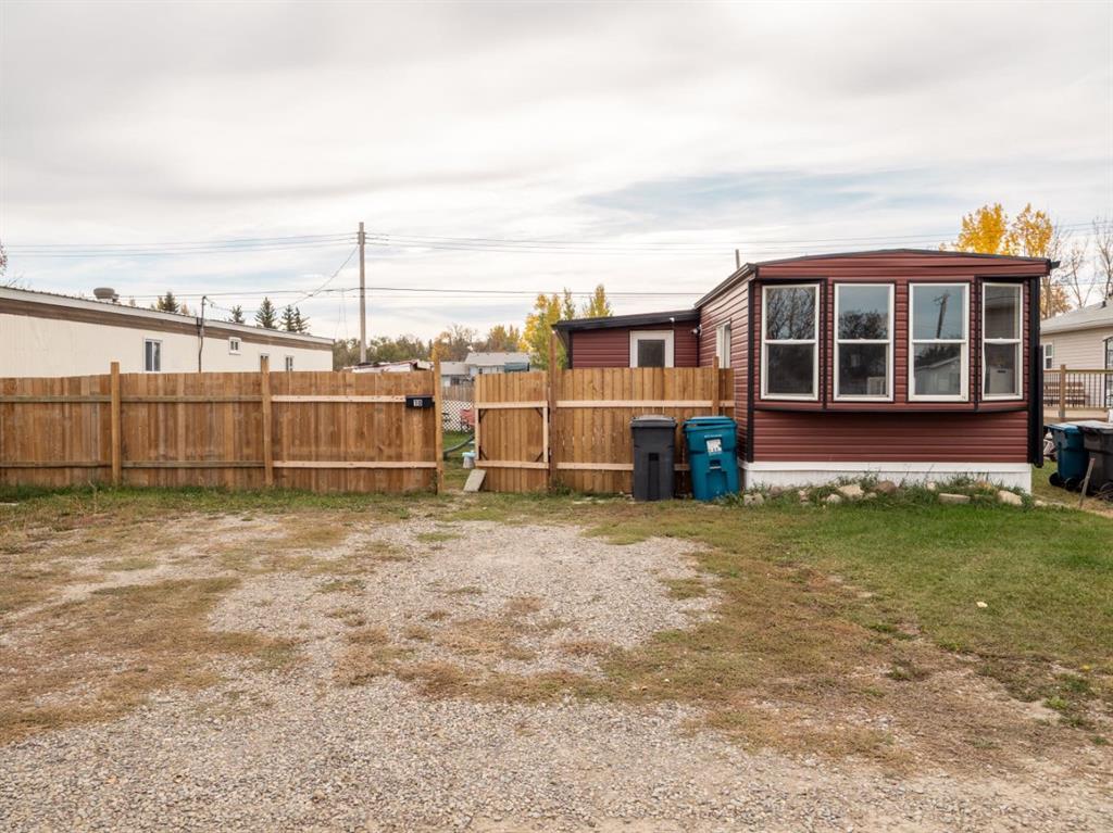 Picture of 18, 226 N 2 Street W, Magrath Real Estate Listing