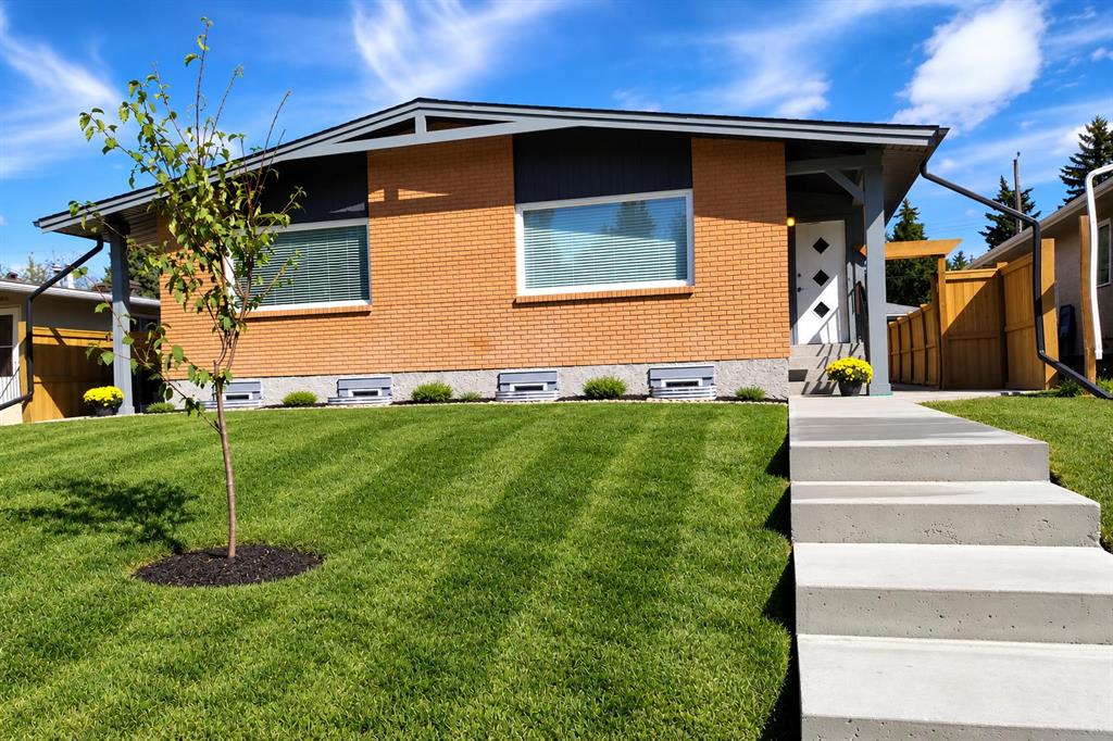 Picture of 2826 43 Street SW, Calgary Real Estate Listing