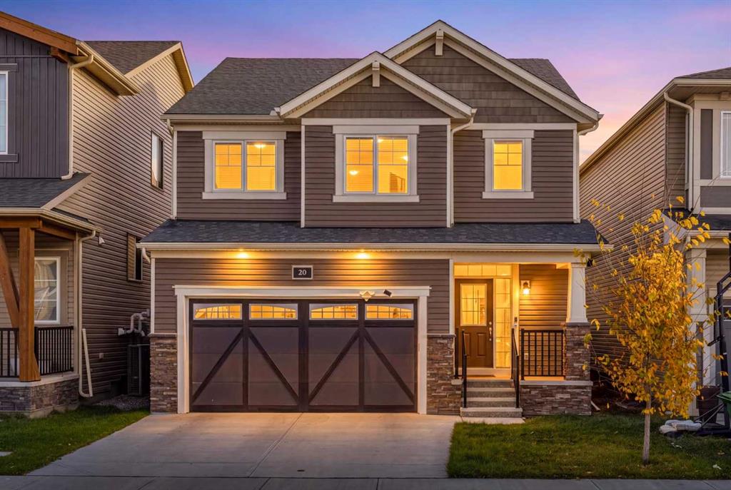 Picture of 20 Carringham Heights NW, Calgary Real Estate Listing