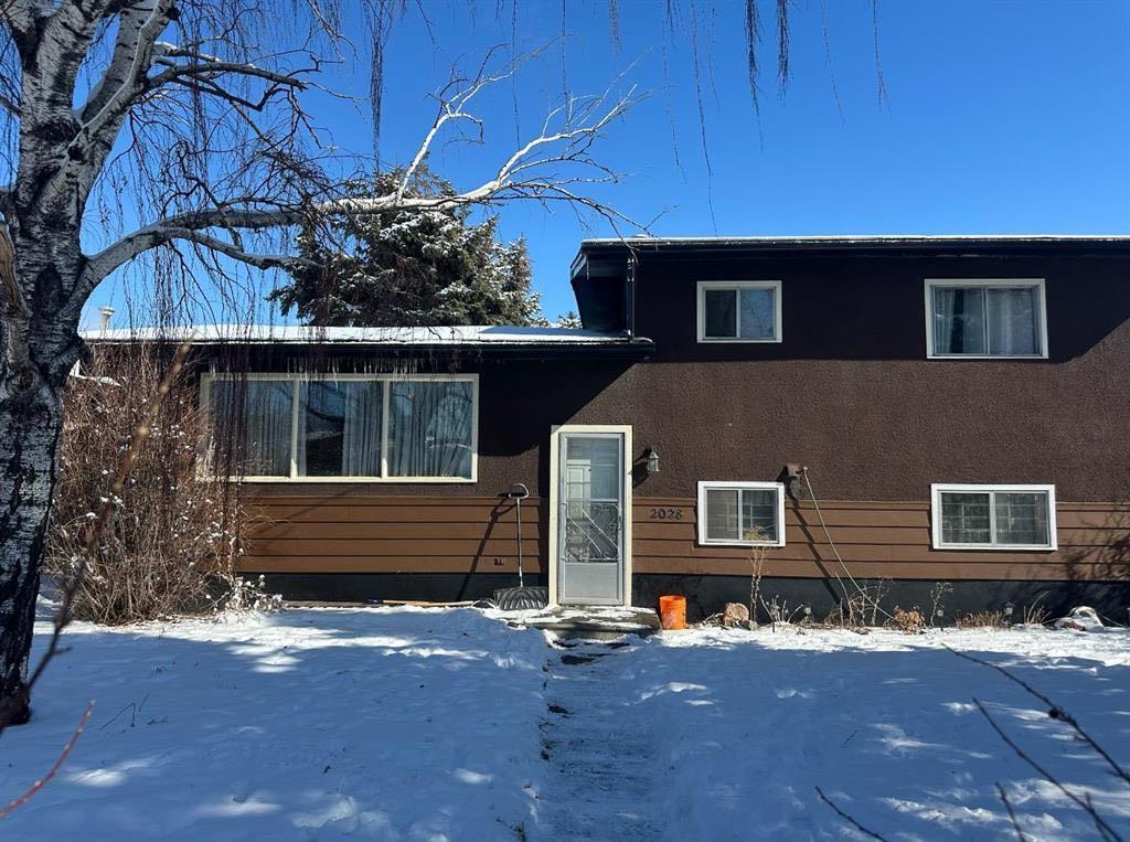 Picture of 2028 43 Street SE, Calgary Real Estate Listing