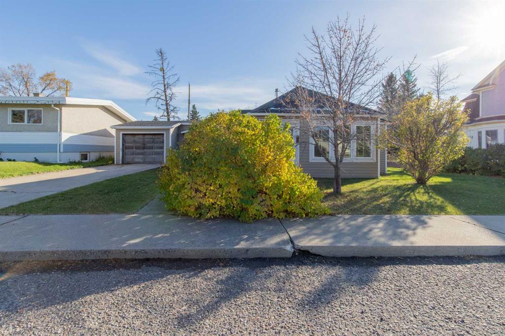 Picture of 420 17 Street , Fort Macleod Real Estate Listing