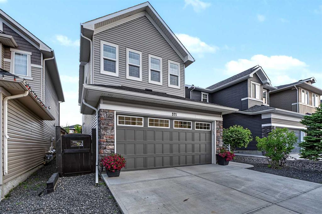 Picture of 371 Evanspark Gardens NW, Calgary Real Estate Listing