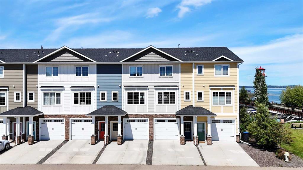 Picture of 124, 5210 Lakeshore Drive , Sylvan Lake Real Estate Listing