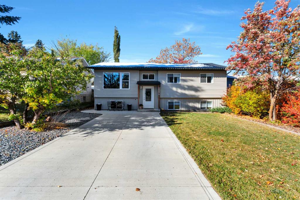 Picture of 4534 46 Street  , Sylvan Lake Real Estate Listing