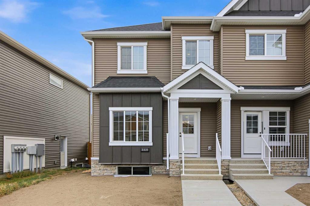 Picture of 2221 Bayview Drive SW, Airdrie Real Estate Listing