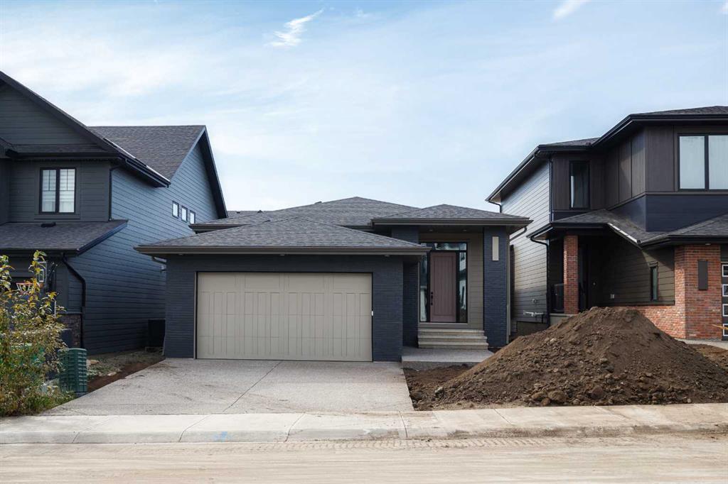 Picture of 145 Creekstone Hill SW, Calgary Real Estate Listing