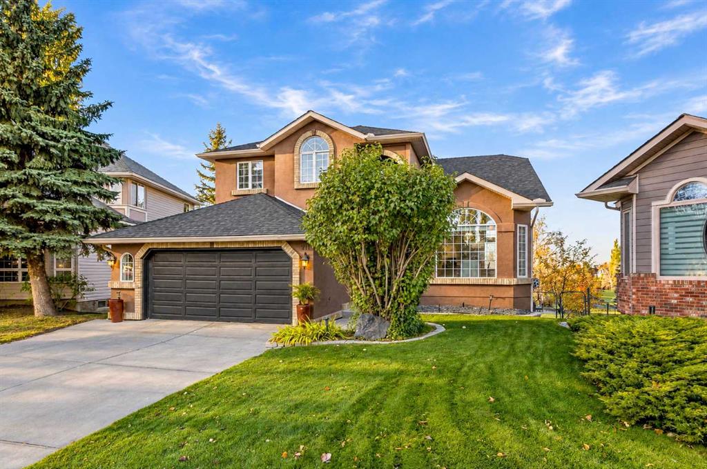 Picture of 211 Douglasview Road SE, Calgary Real Estate Listing