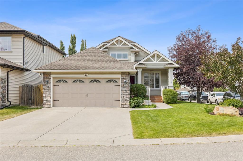 Picture of 48 Rockywood Circle NW, Calgary Real Estate Listing