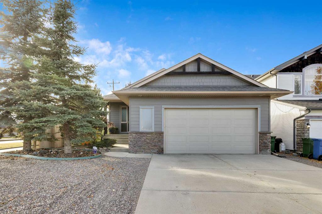 Picture of 237 Chapala Drive SE, Calgary Real Estate Listing