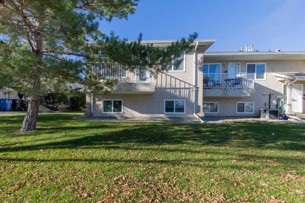 Picture of 5, 5 Tartan Boulevard W, Lethbridge Real Estate Listing
