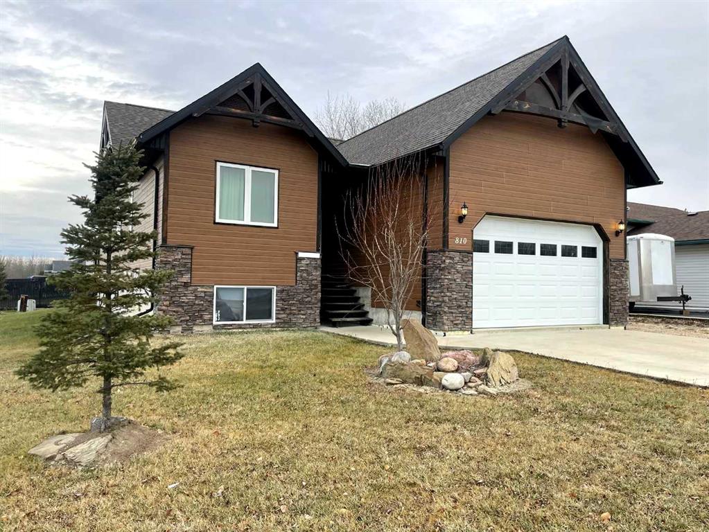 Picture of 810 7 Ave  , Fox Creek Real Estate Listing
