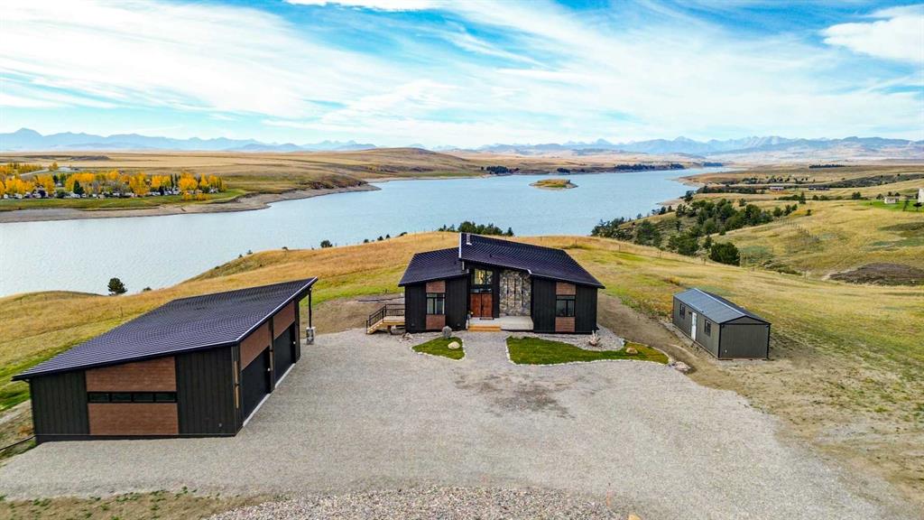 Picture of 25 Lang Drive, Walking Plow Acres , Rural Pincher Creek No. 9, M.D. of Real Estate Listing