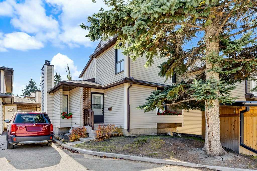 Picture of 28, 76 Cedardale Crescent SW, Calgary Real Estate Listing