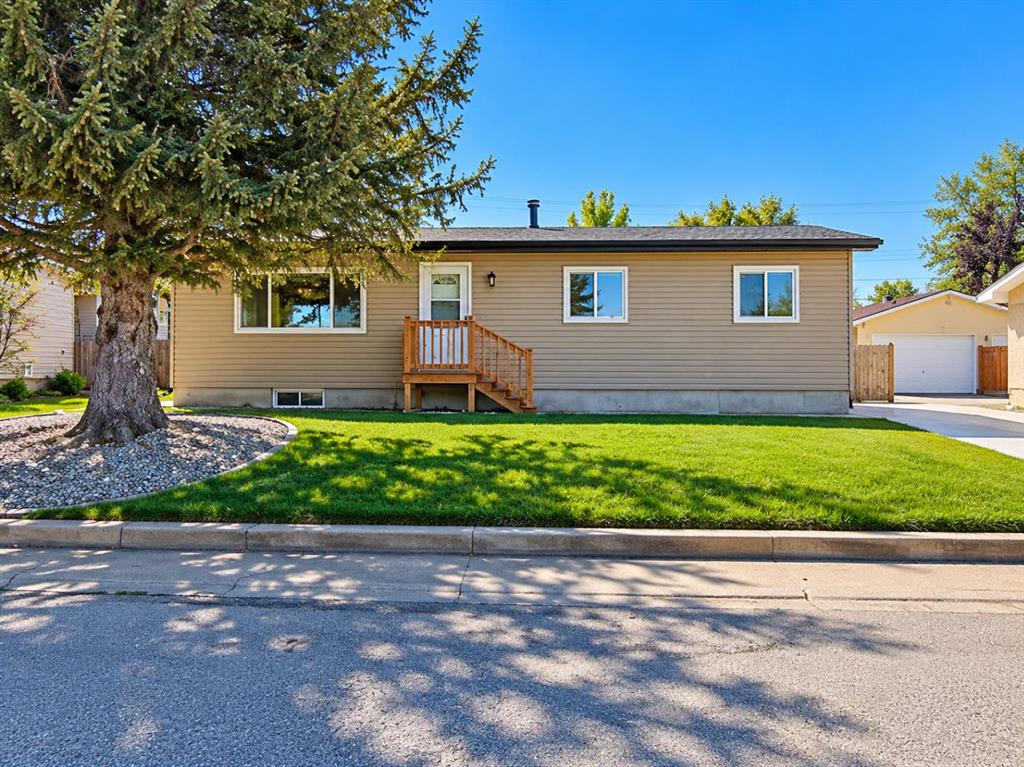Picture of 517 55 Avenue W, Claresholm Real Estate Listing