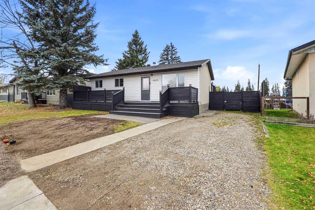 Picture of 5020 58 Street Close , Rocky Mountain House Real Estate Listing