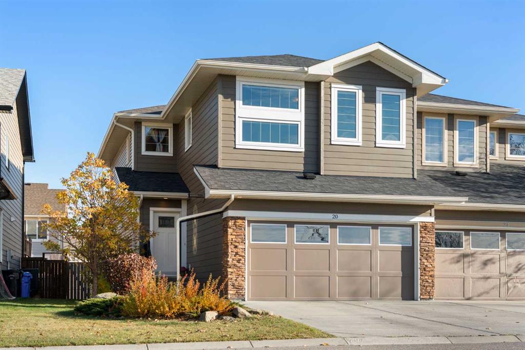 Picture of 20 Evanswood Circle NW, Calgary Real Estate Listing