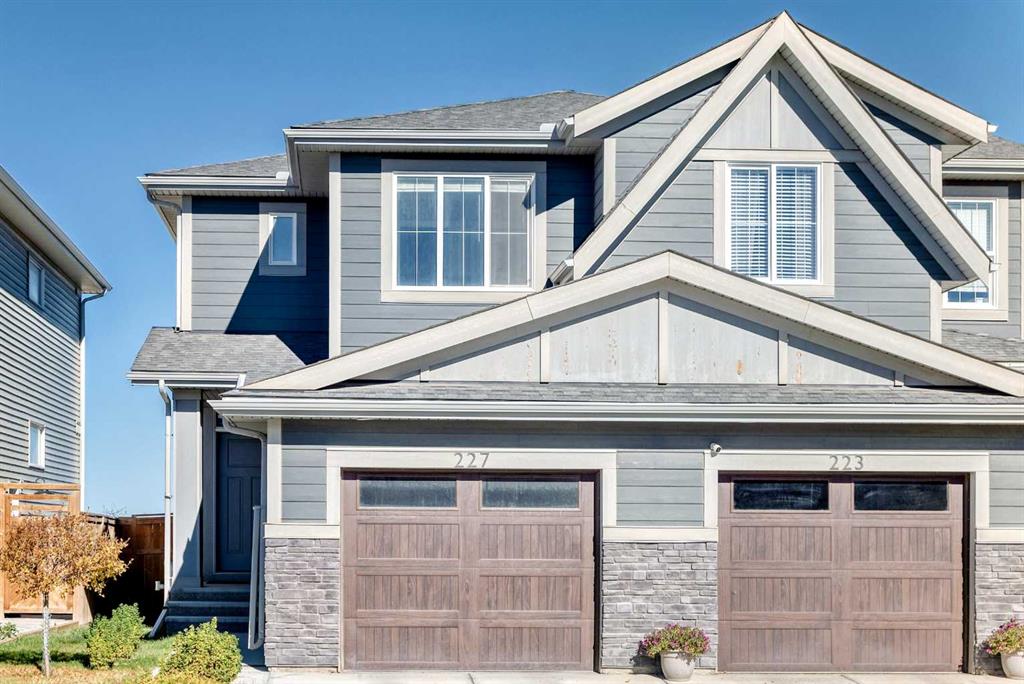 Picture of 227 Creekstone Way SW, Calgary Real Estate Listing
