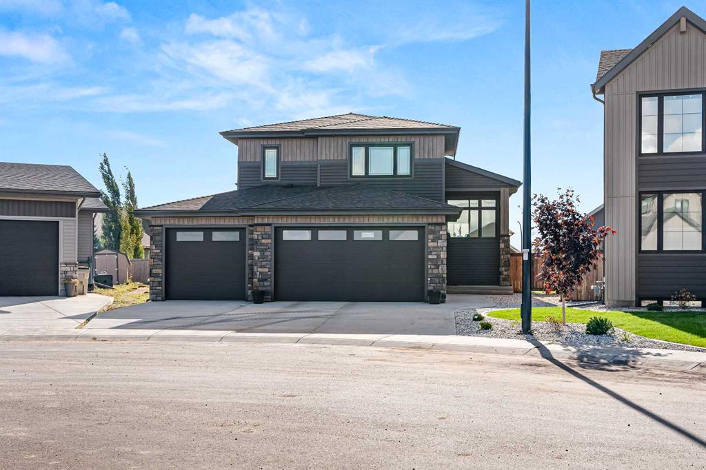 Picture of 1806 60A Avenue Close , Lloydminster Real Estate Listing