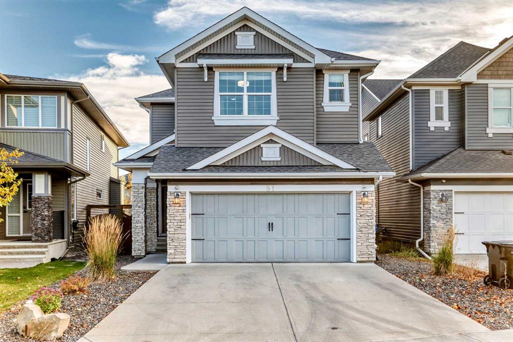 Picture of 51 Cougar Ridge Close SW, Calgary Real Estate Listing