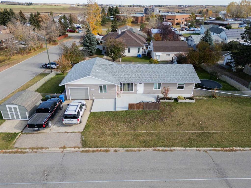 Picture of 1321 22 Avenue , Didsbury Real Estate Listing
