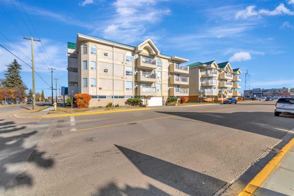 Picture of 104, 5120 49 Street , Lloydminster Real Estate Listing