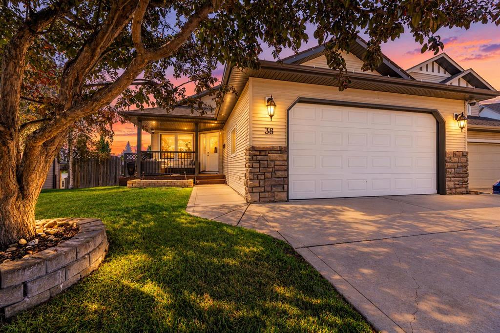 Picture of 38 Ivany Close , Red Deer Real Estate Listing
