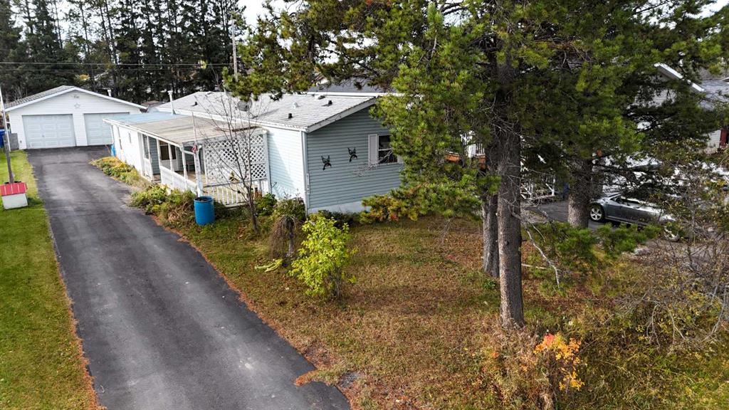 Picture of 7027 Glenwood Drive , Edson Real Estate Listing