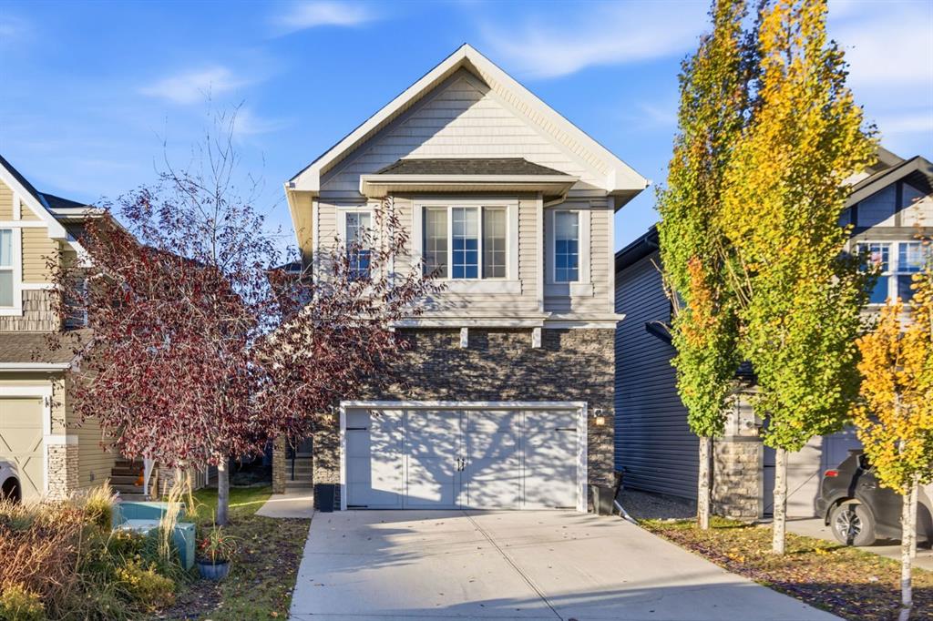 Picture of 411 Hillcrest Circle SW, Airdrie Real Estate Listing