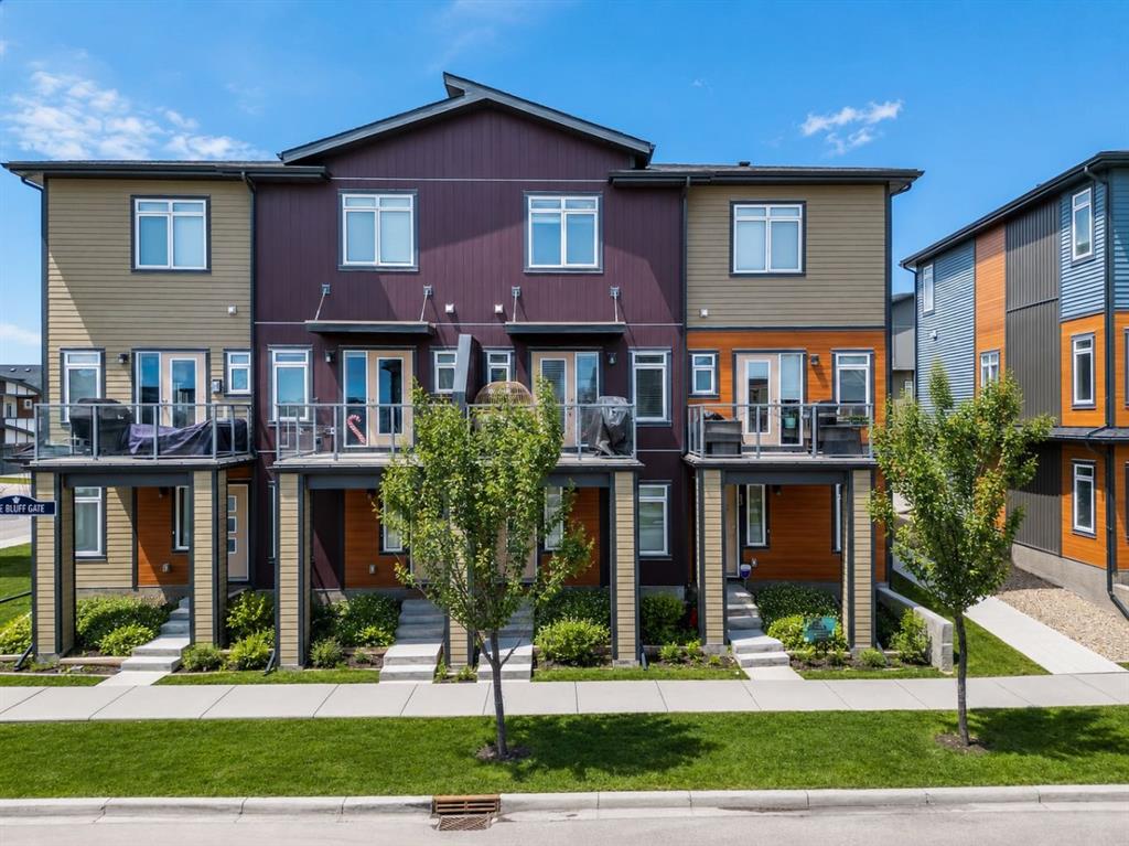 Picture of 11 Sage Bluff Gate NW, Calgary Real Estate Listing
