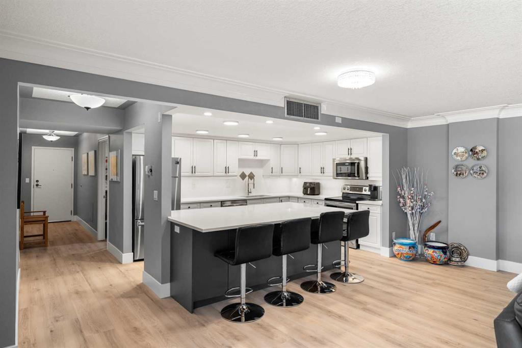 Picture of 207, 2425 90 Avenue SW, Calgary Real Estate Listing