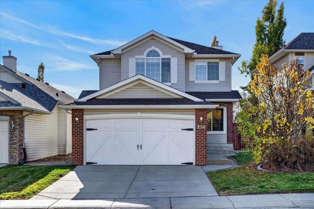 Picture of 238 New Brighton Circle SE, Calgary Real Estate Listing