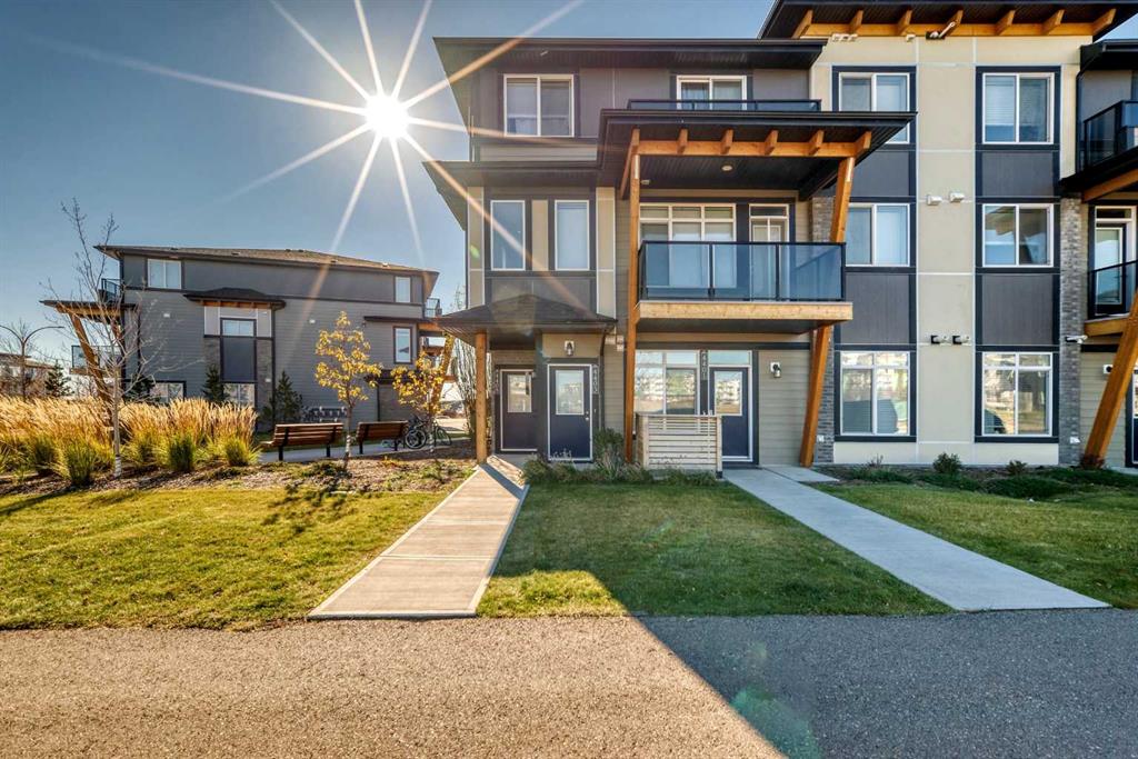 Picture of 4405 Seton Drive SE, Calgary Real Estate Listing