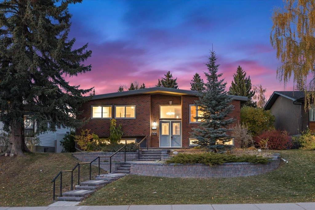 Picture of 5739 Dalmead Crescent NW, Calgary Real Estate Listing