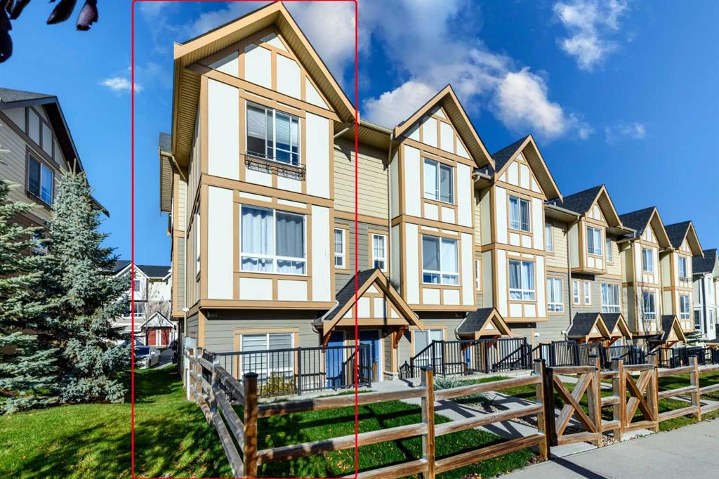 Picture of 932 Sherwood Boulevard NW, Calgary Real Estate Listing