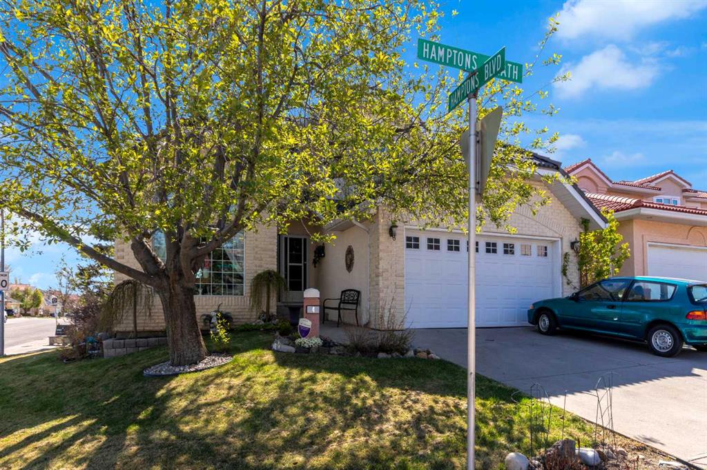 Picture of 4 Hamptons Heath NW, Calgary Real Estate Listing