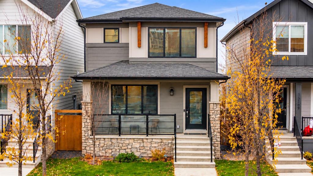Picture of 15113 37 Street SW, Calgary Real Estate Listing