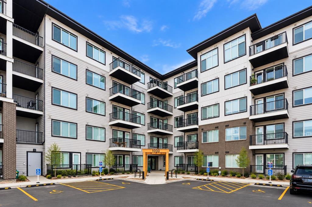 Picture of 1218, 395 Skyview Parkway NE, Calgary Real Estate Listing
