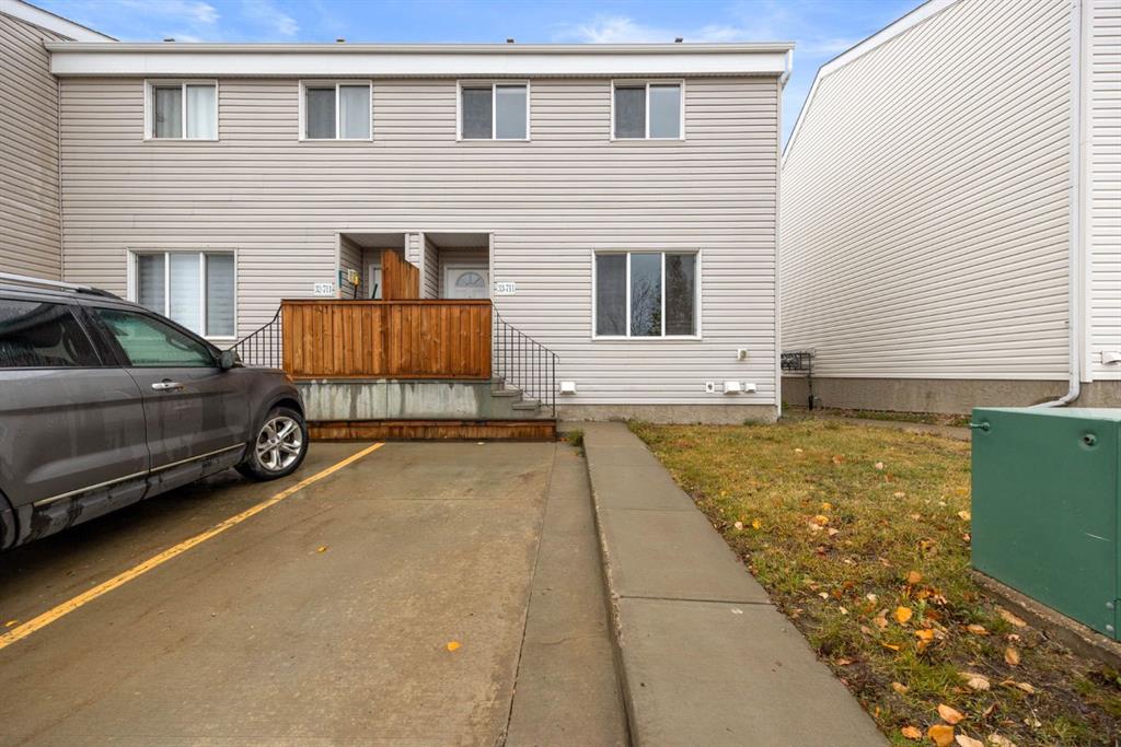 Picture of 33, 711 Beacon Hill Drive , Fort McMurray Real Estate Listing
