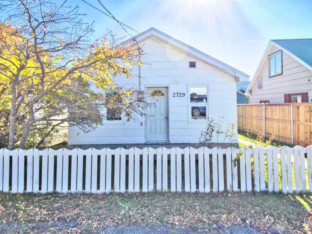 Picture of 2729 216 Street , Bellevue Real Estate Listing