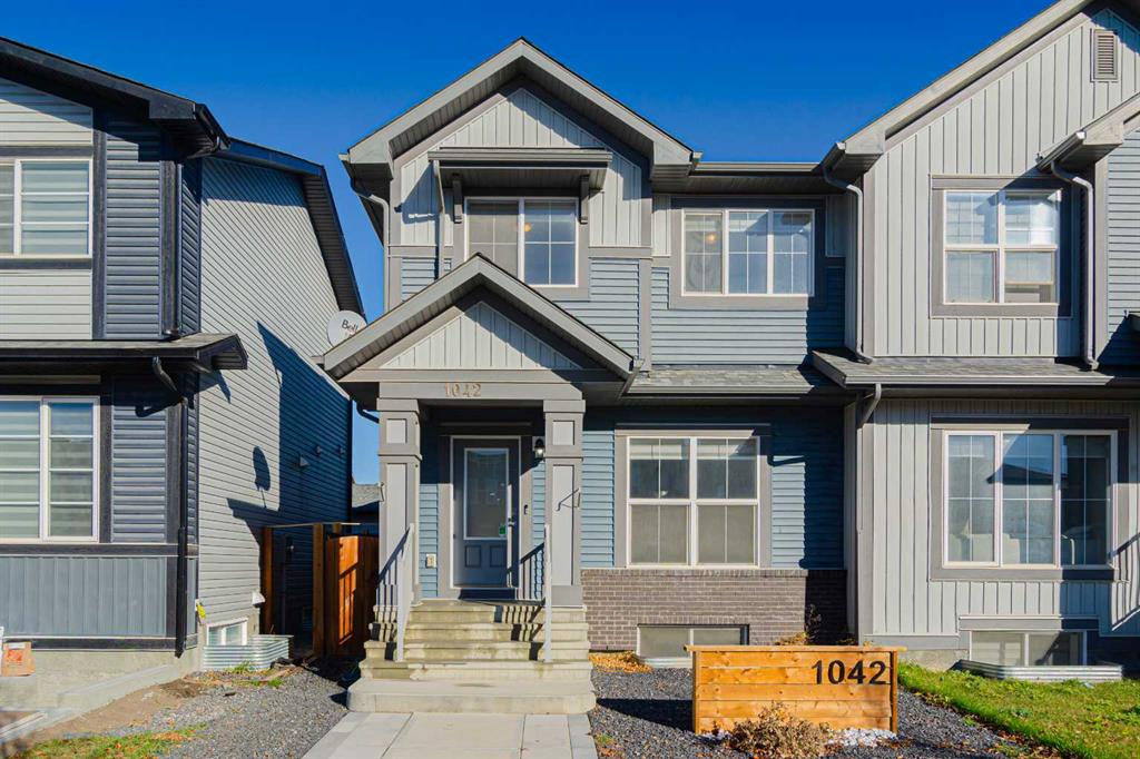 Picture of 1042 Carrington Boulevard NW, Calgary Real Estate Listing