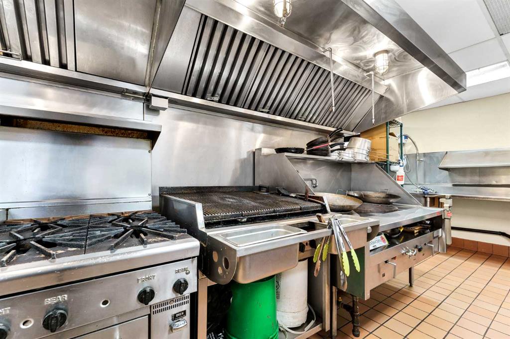 Picture of Medicine Hat Real Estate Listing