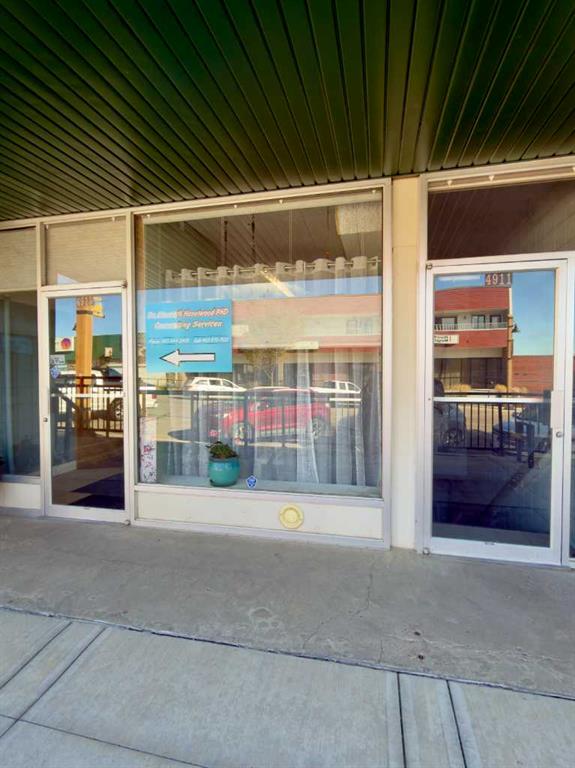 Picture of 4911 and 4913 50 Street  , Rocky Mountain House Real Estate Listing