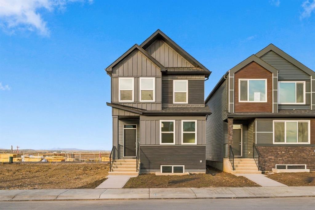Picture of 41 Rosemary Gardens SE, Calgary Real Estate Listing