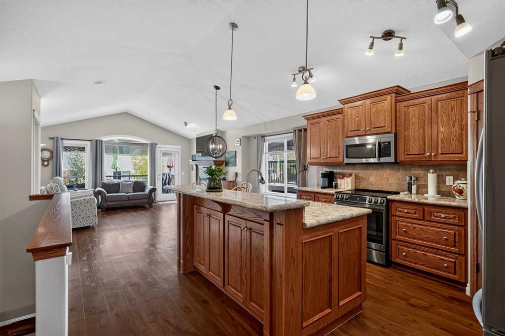 Picture of 226 Cimarron Drive , Okotoks Real Estate Listing