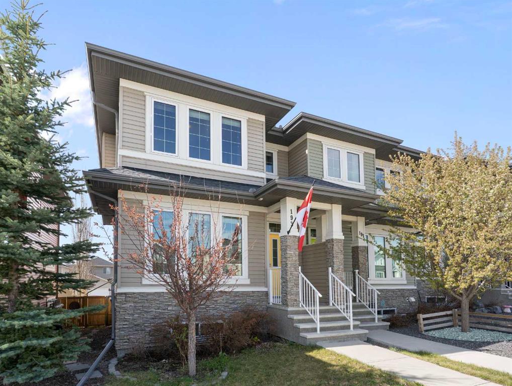 Picture of 193 River Heights Drive , Cochrane Real Estate Listing