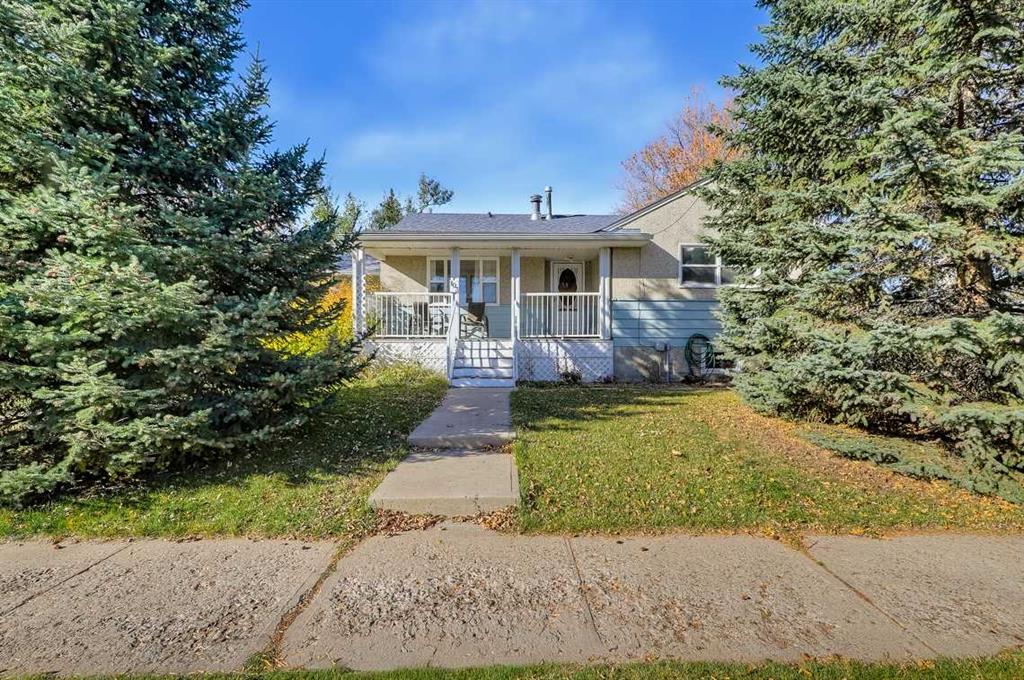 Picture of 103 2 Street SE, High River Real Estate Listing