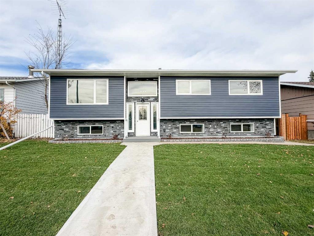 Picture of 6404 42 Avenue , Stettler Real Estate Listing