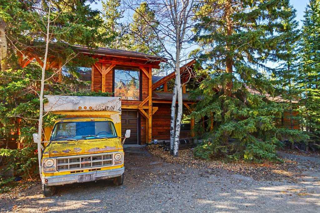 Picture of 901 15 Street , Canmore Real Estate Listing